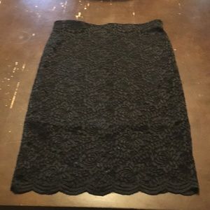 Lace Pencil skirt